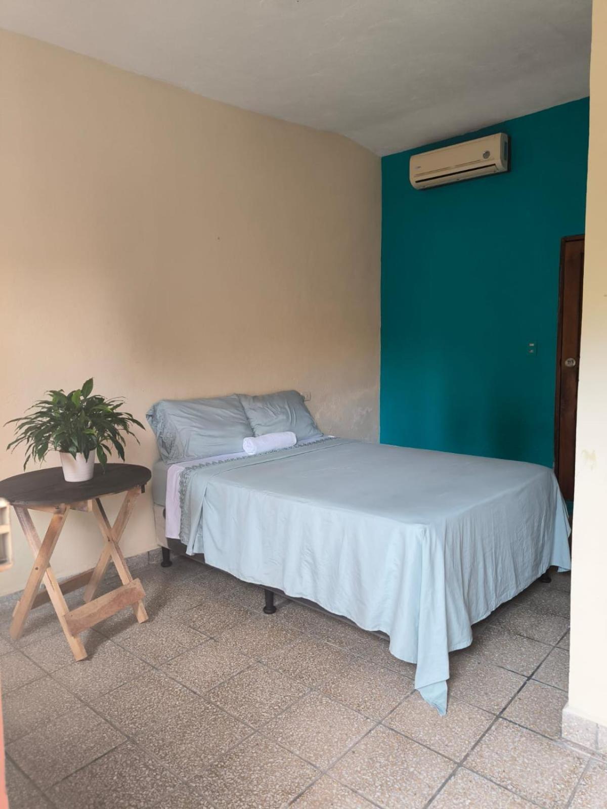 Hotel Y Restaurante Casa Jardines San Benito Dış mekan fotoğraf