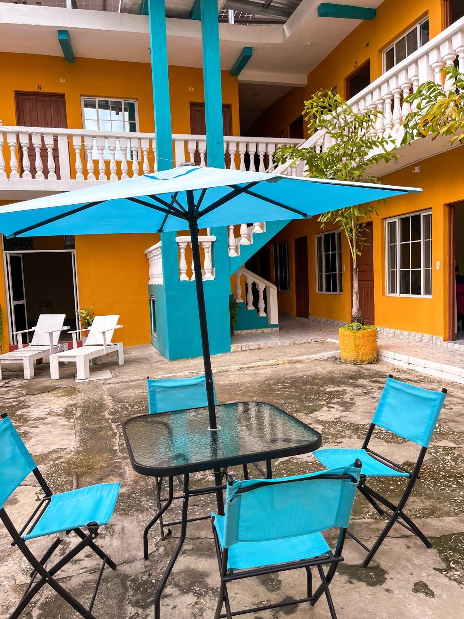 Hotel Y Restaurante Casa Jardines San Benito Dış mekan fotoğraf